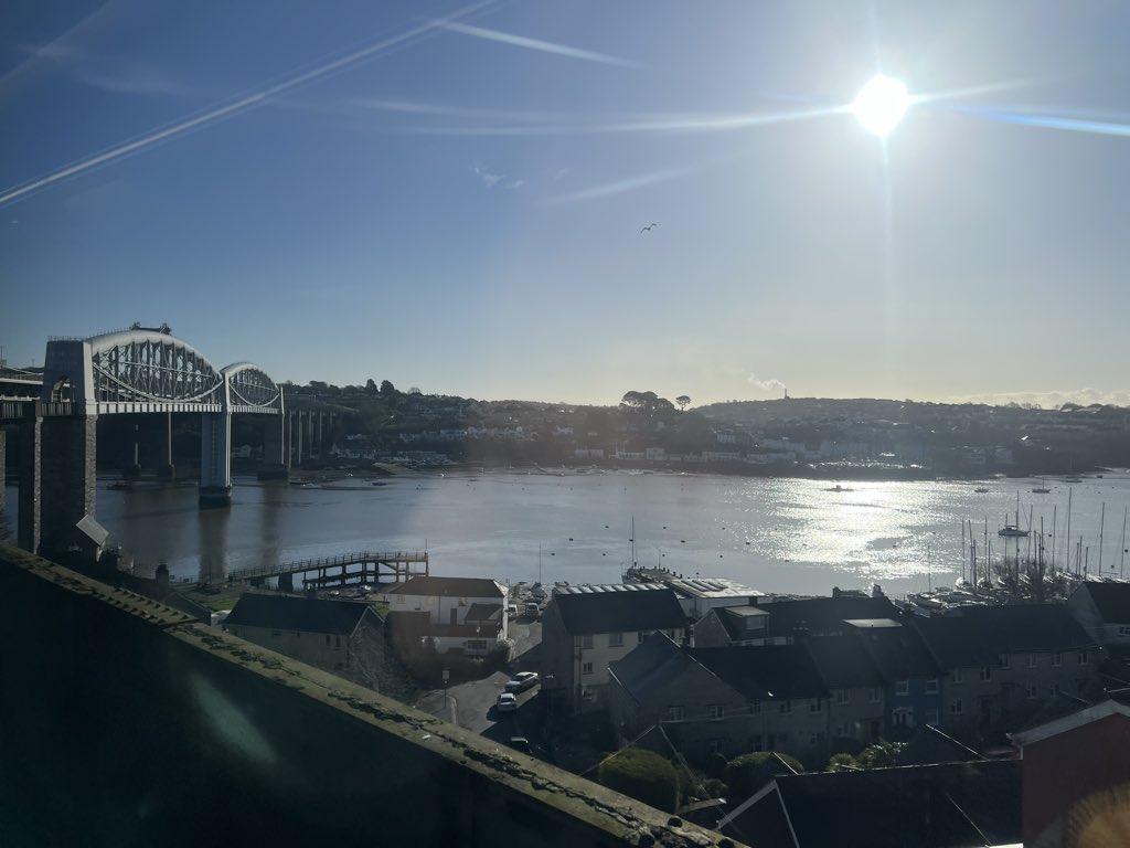garychurcher's tweet photo. Nice day for a little train trip into Cornwall 😎 https://t.co/87CAhHDHEg