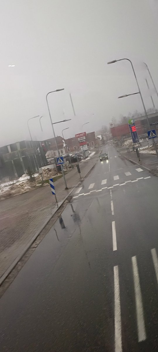 エストニア🇪🇪に入りました…