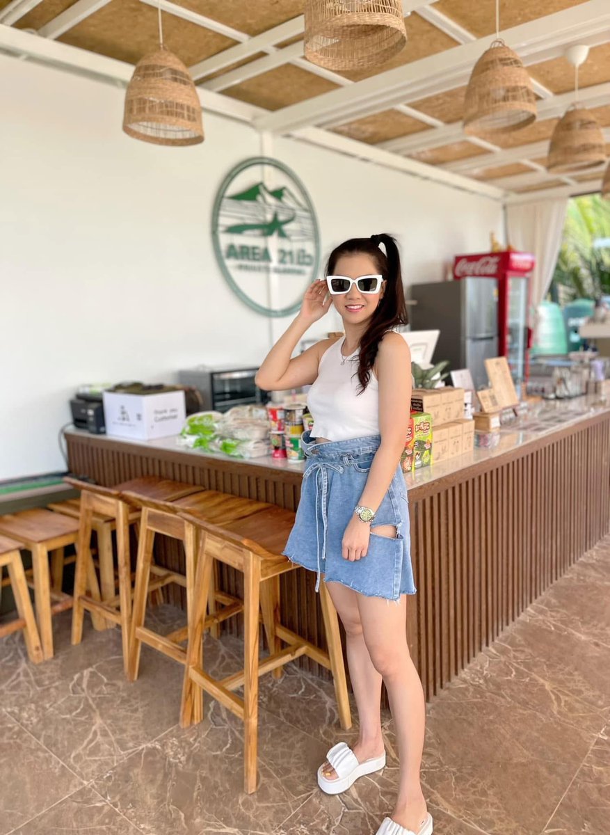tonying2633's tweet photo. ใช้ชีวิตให้เหมือนกาแฟ..ขมหน่อยแต่อร่อยเสมอ☕️😍 https://t.co/bGtoLjuVqe