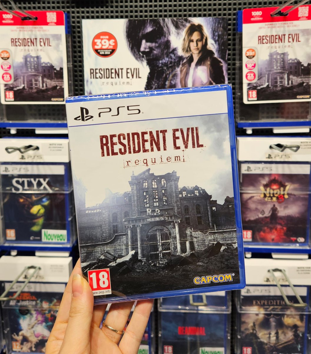 Micromania-Zing tweet media