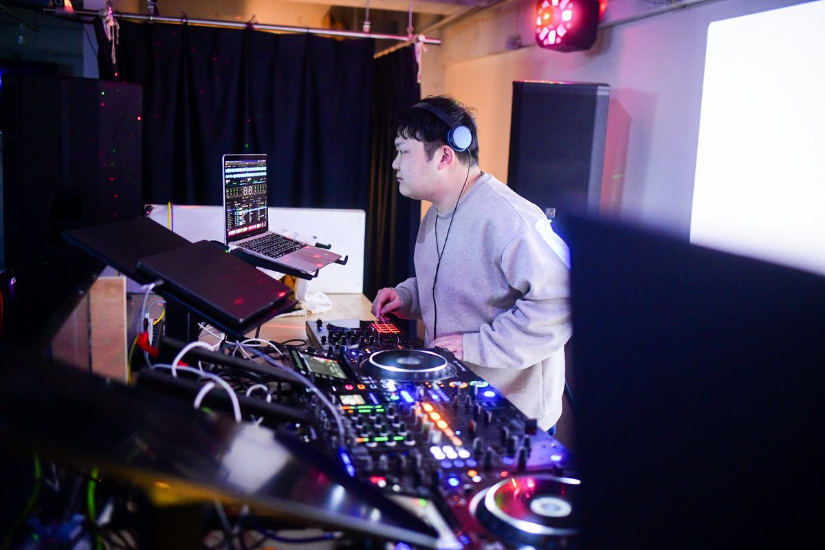 Virtual AID tweet media