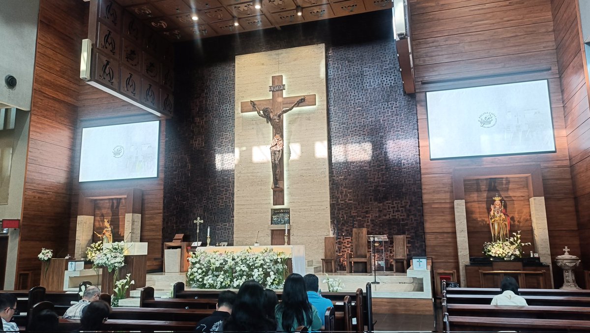 Misa Sabtu Sore "Hari Minggu Prapaskah Kedua"  at Regina Caeli Church PIK 😇....jadi ingat sama si IA , semoga aja dia  kembali dan berjodoh  😂🤭 😍...#HIA #HR #HYIA #AHYRIA #PrinceToday #PrinceStory