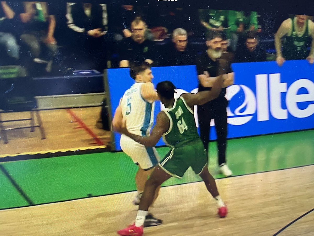 Barry Lennon tweet media