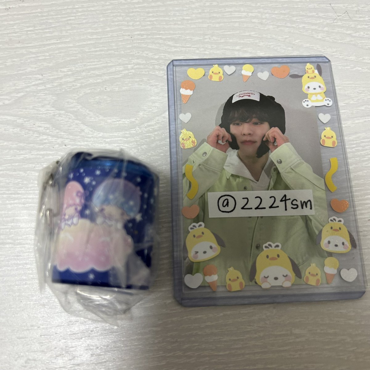 すん tweet media