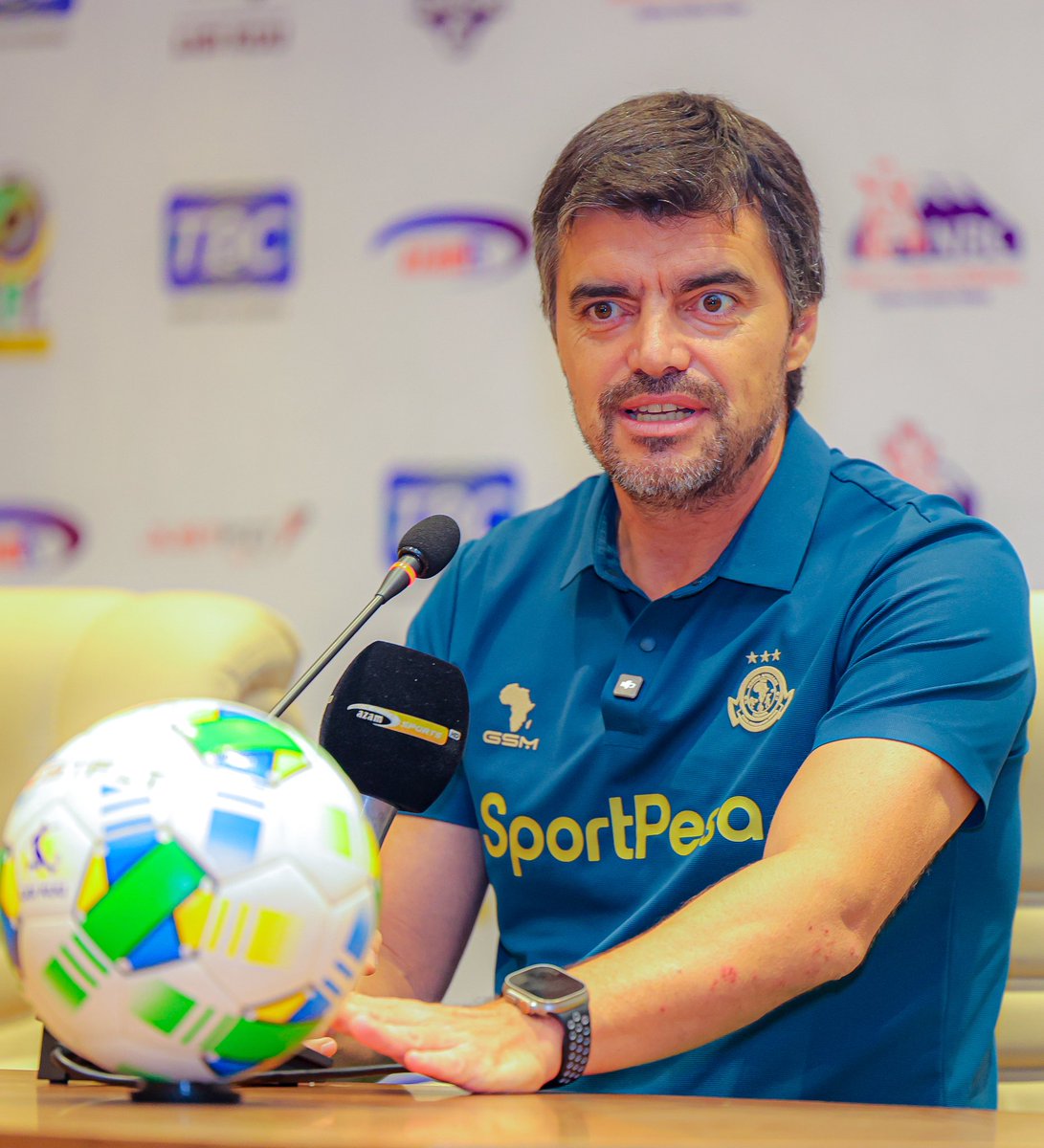 YoungAfricansSC's tweet photo. "Hii ndiyo derby yangu ya kwanza dhidi ya Simba. Kazi yetu ni kujiandaa kwa ajili ya kushinda kila mechi tunayocheza. Iwe ni dhidi ya Cosmo Politan au Al Ahly, lengo letu siku zote ni ushindi. Ndivyo ilivyo hata kwa mchezo wa kesho; tunalenga kushinda, japokuwa tunatambua kwamba tunakwenda kukutana na mpinzani mwenye uwezo mkubwa.

Simba ni miongoni mwa timu bora nchini Tanzania. Wamewekeza kwa kiasi kikubwa katika soka na, kwa maoni yangu, wamekuwa imara pia katika michuano ya kimataifa hivyo tunatarajia kucheza dhidi ya moja ya timu kubwa barani Afrika. Tunapaswa kuwa waangalifu na kujitolea kwa hali ya juu na kuonyesha umakini mkubwa ili tuweze kupata matokeo mazuri" Pedro Goncalves 

#TimuYaWananchi 
#DaimaMbeleNyumaMwiko