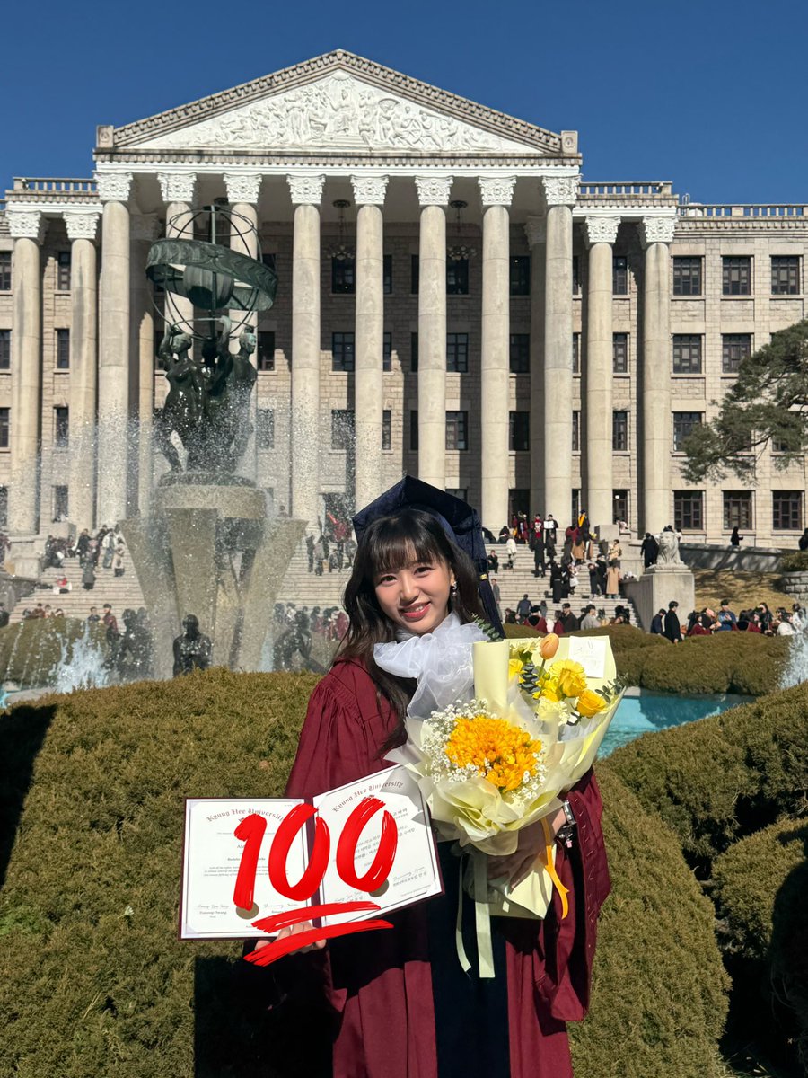 _Citrus_01's tweet photo. 경희대 졸업!!

留学前からこのアカウント始めて色んなことが詰まった私の日記帳のようなアカウント💖

思い返せばしんどいことも沢山あったかもしれないけどやり切れた自分が何よりも誇らしい🕊

慶熙大学 メディア学部 ありがとうございました🤍 https://t.co/KhPB1RoBVC