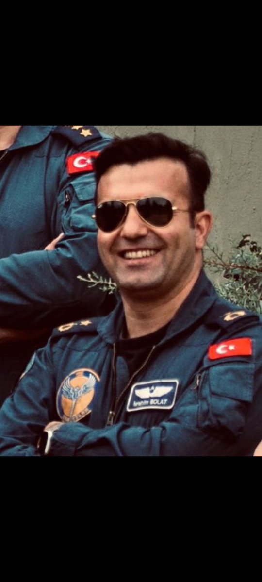 Louranhes's tweet photo. Şehitlerden elli milyon bekçisi olan aşılmaz bir kayadır bu ebedi vatan. https://t.co/6FAbgcEhK2