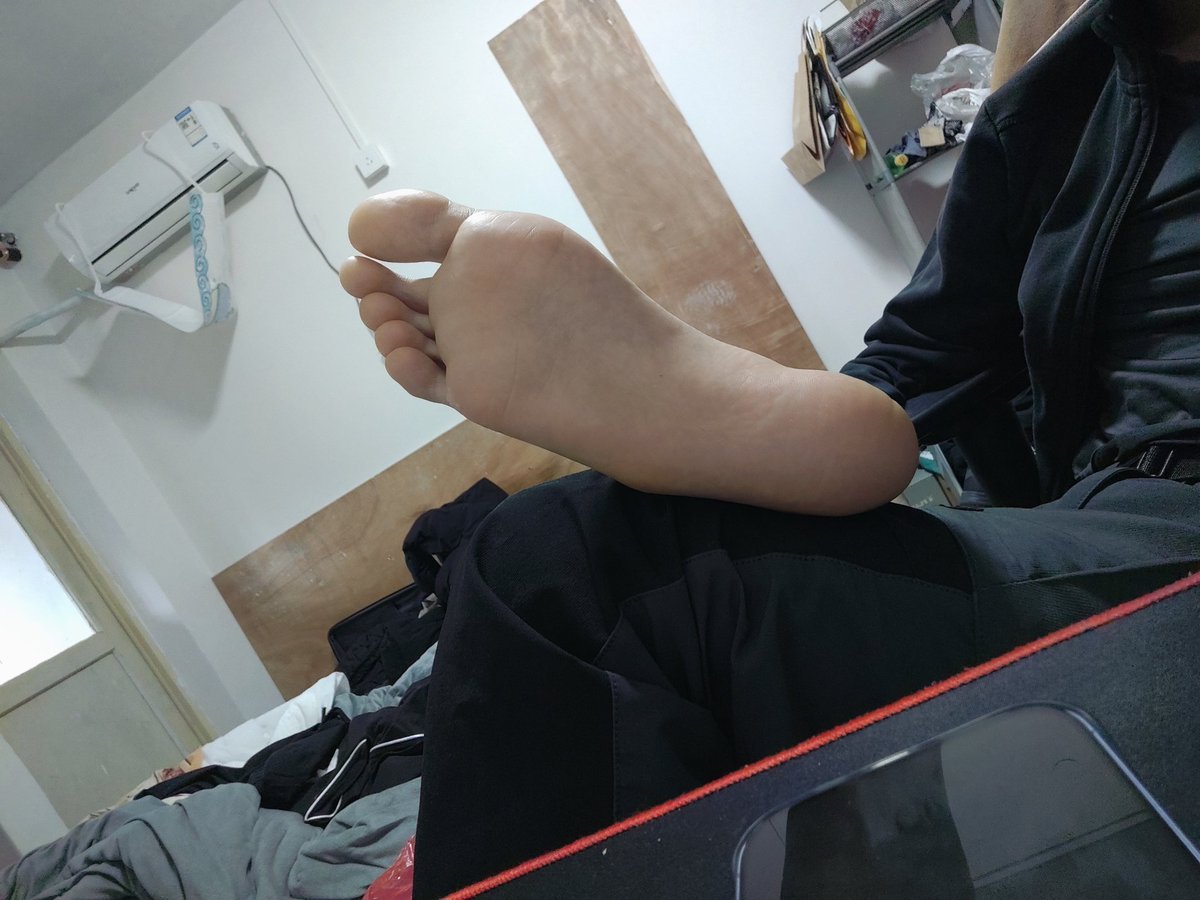 河北臭脚 tweet media