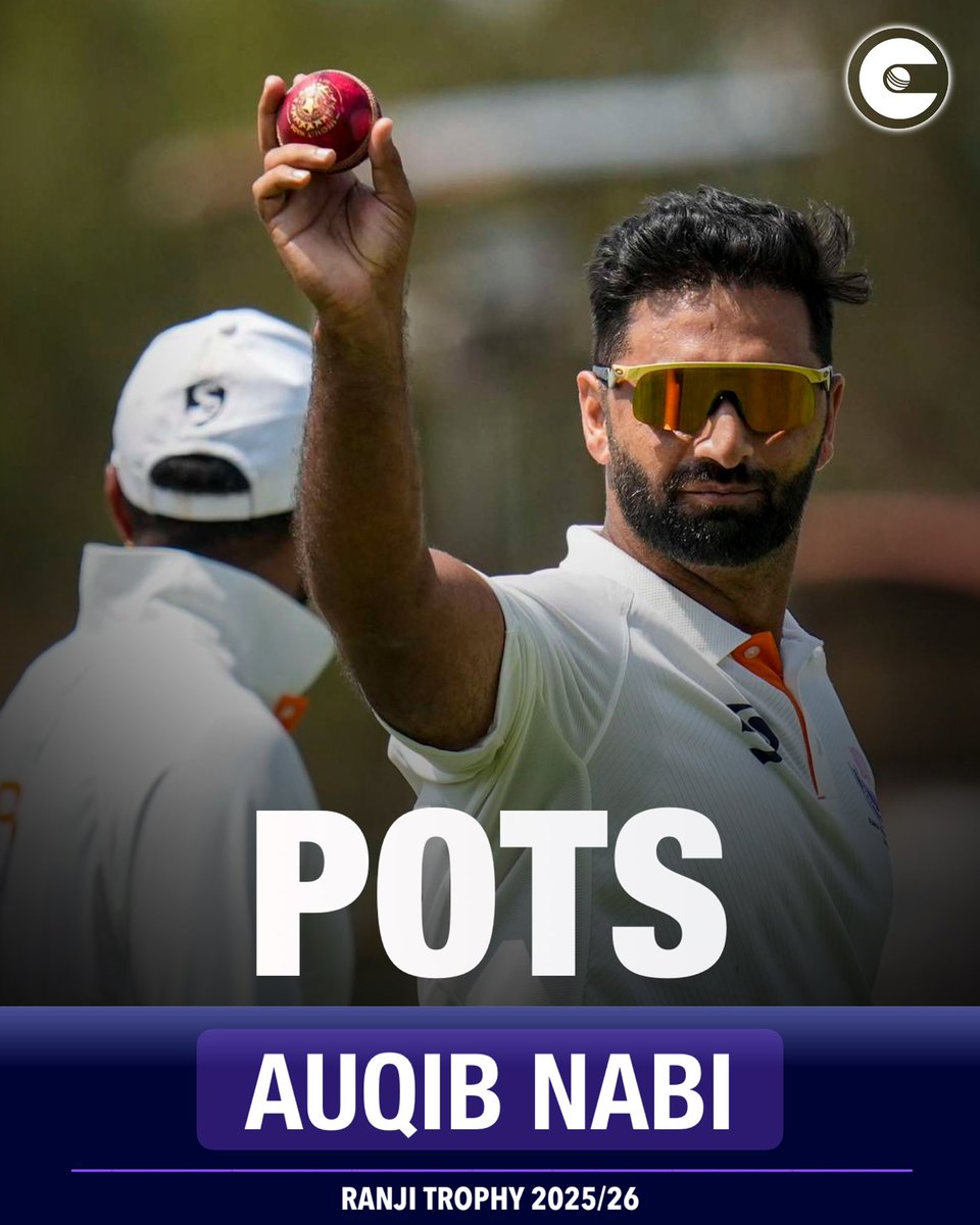 circleofcricket's tweet image. Auqib Nabi won the Player-of-the-Series award for picking up 60 wickets and scoring 245 runs in Jammu and Kashmir's title-winning campaign.🎖

#RanjiTrophy #JammuKashmir