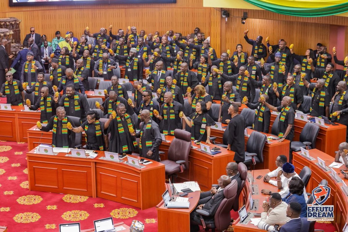 JakeChat222's tweet photo. In Parliament or out, it’s always about the people.
Grateful to see Hon. Patrick Yaw Boamah building bridges, sharing laughs, and staying true to service , even on the big stage.
The future looks bright when leaders lead like this. 🇬🇭💛
#PYB #ServiceWithAction #OkaikweiCentral @pyboamah