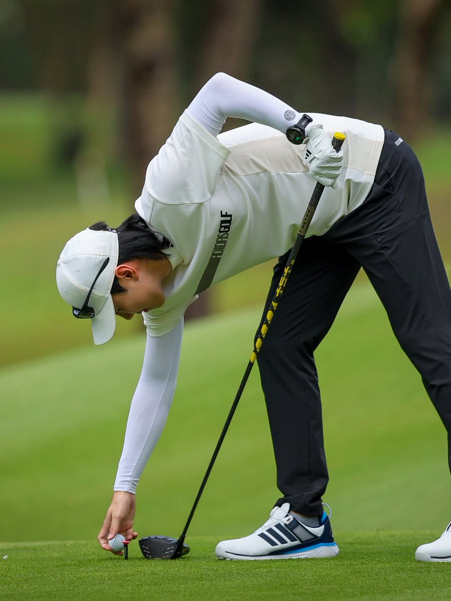 ppromx_official's tweet photo. (📮) 🏌️ #adidasgolfthailand #adidasgolf
#adipower
#adidasgolfclassictournament
// โปรน้องพร้อมอย่างเท่ ได้ครูดีอย่างโปรพี่มาร์คสอนอย่างใกล้ชิดแน่ ๆ 👉🏻👈🏻💜🤍
🆙IG post • ppromxx_
🗓️28 FEB 2026
🔗https://t.co/K2wQI3Vt18
@marcmc_mc @ppromxx_
#marcmc #ppromxx_
#มังคุดของพร้อม https://t.co/UtqeIbJY4o