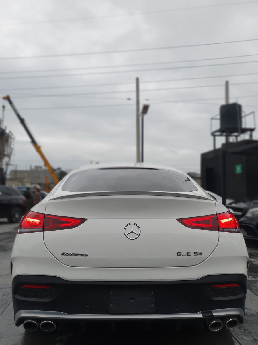 Describing my life with memes.