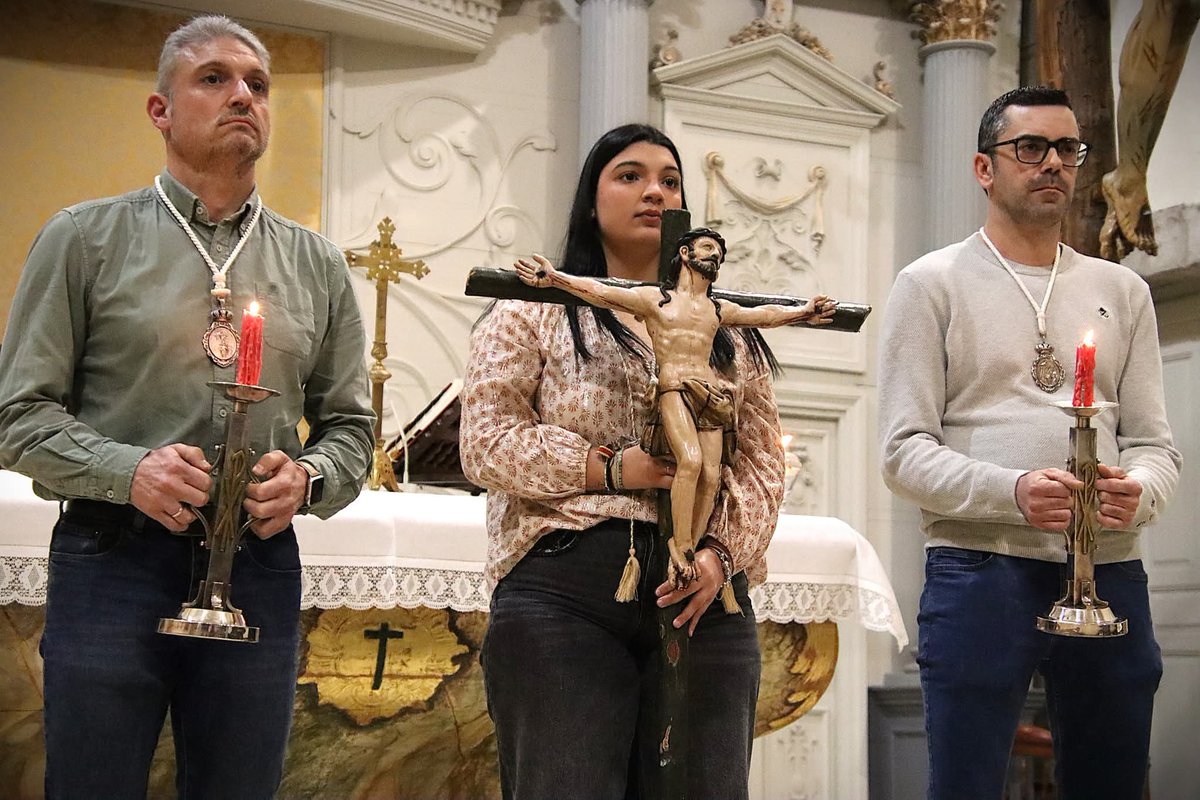 ✝️ Vía Crucis de las Cofradías Y Hermandades de la Semana Santa de Medina de Rioseco.
En representación de nuestra Hermandad acudieron la hermana Lydia Pérez, el hermano José Alberto Pérez, nuestro Secretario y nuestro Muñidor.
Muchas gracias a todos.
Foto Fradejas.