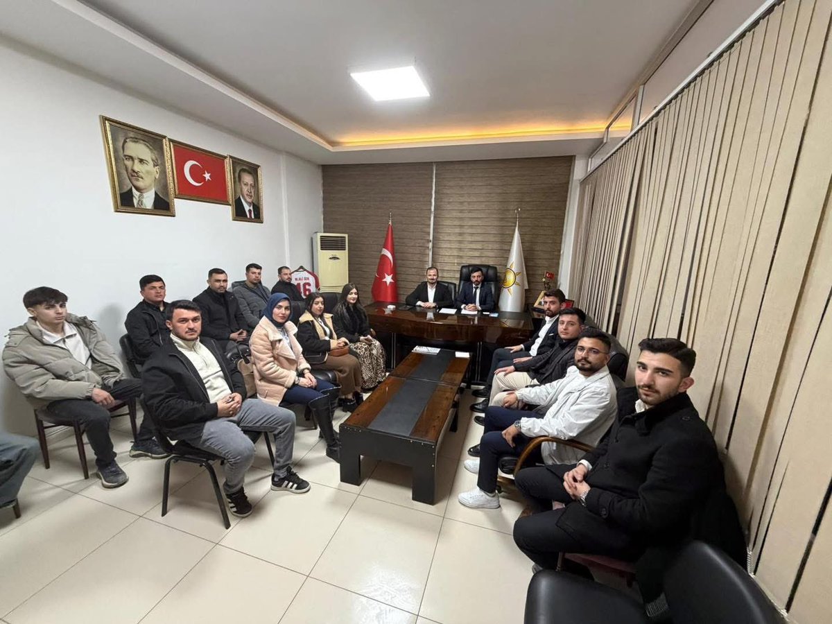 📌 Yürütme Kurulu Toplantımızı Gerçekleştirdik

İl Teşkilat Başkanımız Emre Eken riyasetinde, Gençlik Kolları İlçe Başkanımız Hasan Tosun ve yürütme kurulu üyelerimizin katılımıyla toplantımızı gerçekleştirdik.