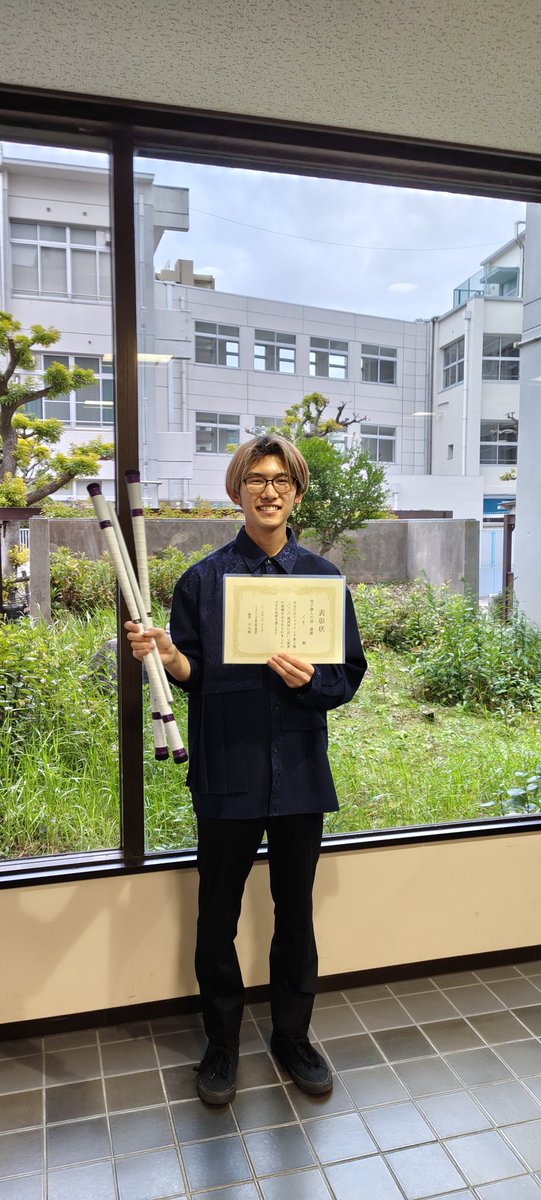 Patio_jug's tweet photo. 【報告❕️】新人戦関西杯にて、弊サークル所属のくもが優勝しました！おめでとうございます‼️ https://t.co/QsU9Rjbk9B