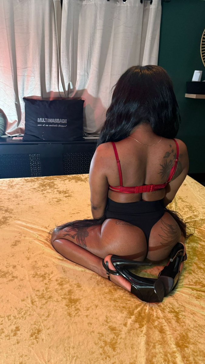 Hi schatje, mijn naam is Chantie, een geile Spaanse dame die niet kan wachten op jouw lekkere ... Kom jij mij verwennen?