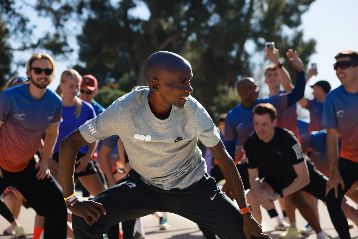 Huawei Mobile tweet media