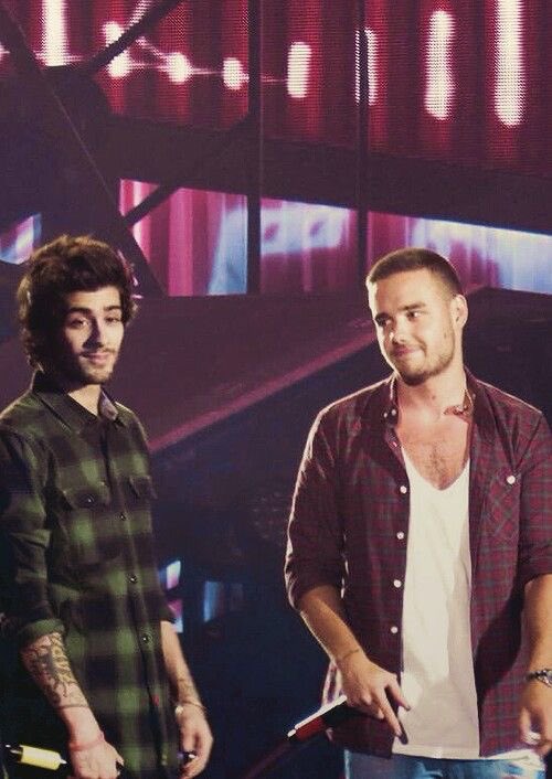TinaS71's tweet photo. Some feelings live between the lines, in what isn’t said but clearly felt. That kind of closeness quietly threads its way through Liam’s music.
#ReleaseLP2 #KeepLiamsLegacyAlive #LetsDoThisForLiam #HonoringLiam #LoveYouLiam #LiamPayne #ZaynMalik #KeepFightingForLiam #WhereIsLP2 https://t.co/RfsJXD6Kak
