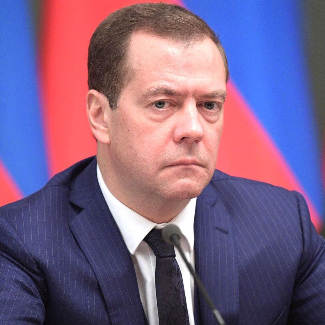 Globe Eye News tweet media