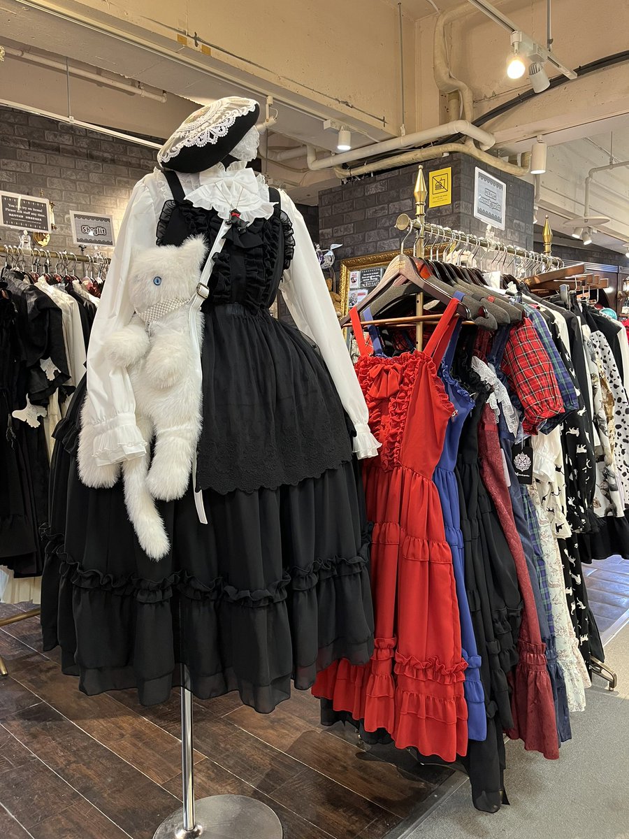 🖤おすすめアイテム🖤 【heavenly garden 】 シフォンジャンパー 🖤おすすめアイテム🖤 【heavenly garden 】 シフォンジャンパー