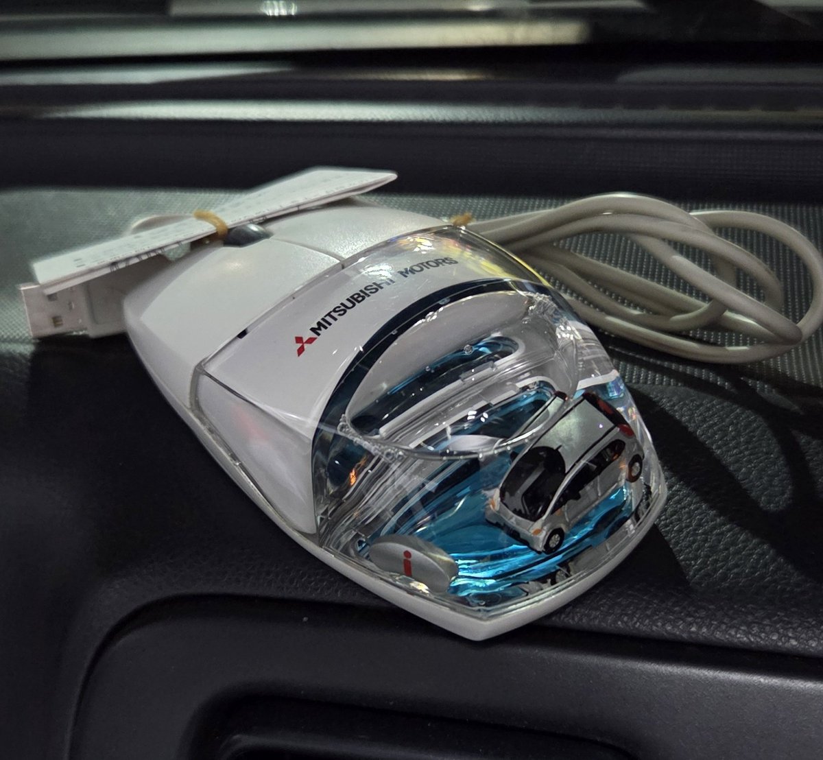 三菱アイのマウスをゲットwww
調べても全然出てこない🤣