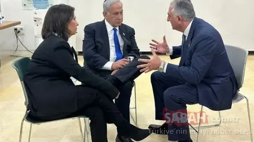 Dikkatli olmalıyız...
Hep bunu anlatmaya çalışıyorum. Bizde de çok var bu modellerden.
ABD, İran'ı vururken, Amerika'da yaşayan eski İran Şahı Pehlevi'nin oğlu Rıza Pehlevi, "İran'ı almalıyız" diyerek halka sokağa çıkma çağrısı yaptı.
Bu da Netenyahu ile fotoğrafı.
Türkiye'yi sık