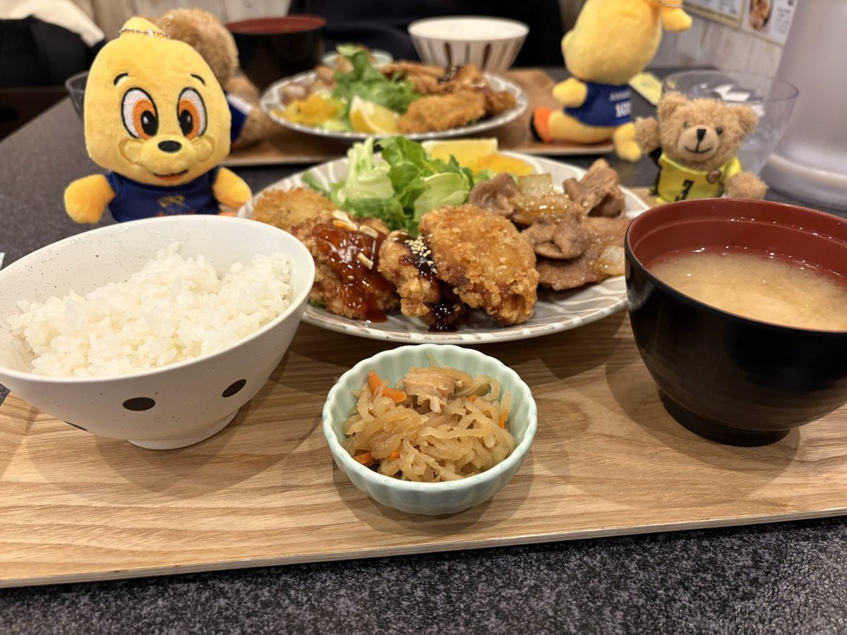そして、勝利のご飯🍚
東レ体育館近くの定食屋さん

激うまでしたー