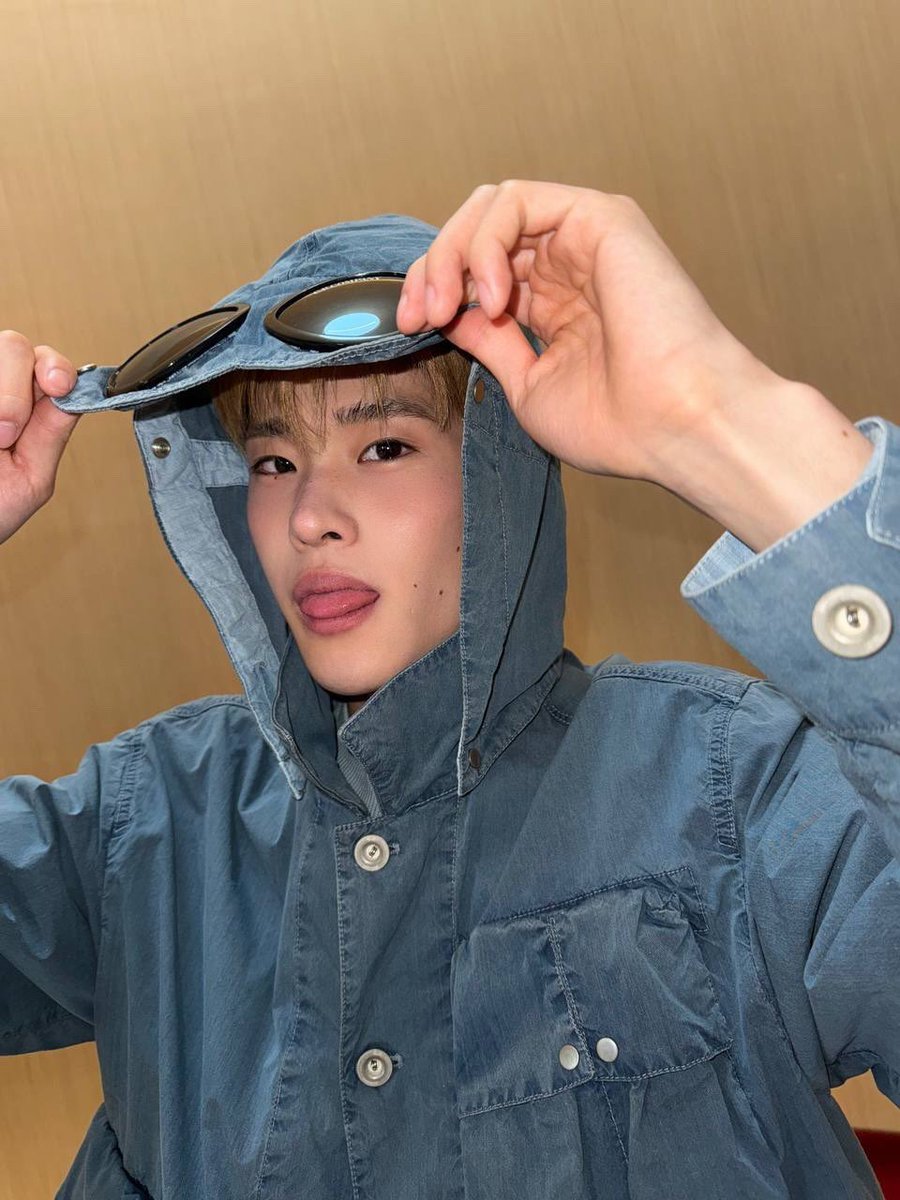 หมุเอเลี่ยนแก้มชมพุ แชร์แลวจะโชคดี