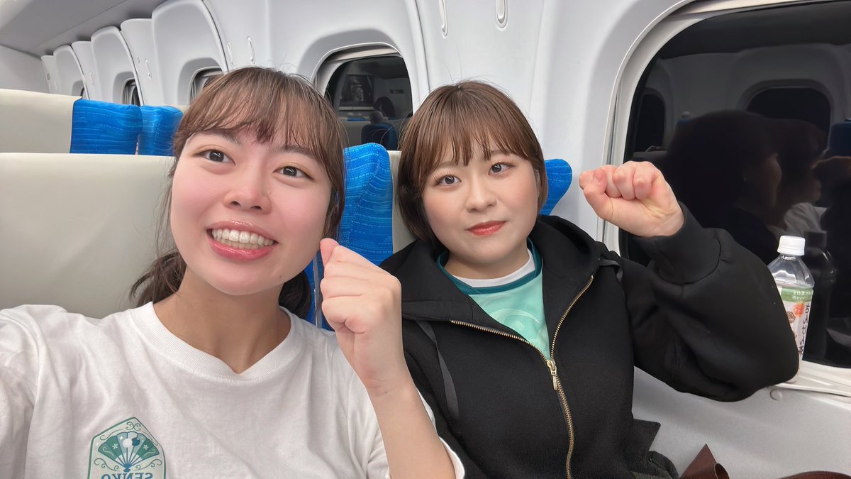 お、はなっしーがツイートできたようです笑

(いつもめちゃめちゃ考えてます笑笑)

とりあえず一緒にエイエイオーしてみました😀

#Liリーグ チームセンコーグループの
次回は3月20日🆚チーム福岡 とです！

引き続き応援よろしくお願いいたします🍀

(上野・姉)