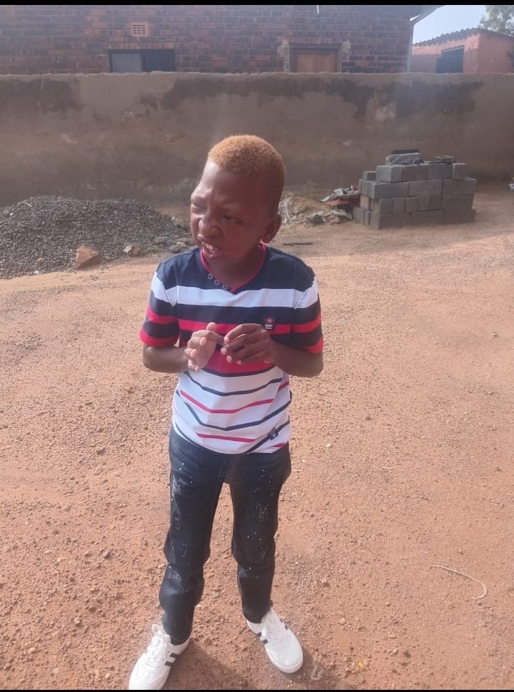 🚨🚨 MISSING CHILD – PLEASE HELP 🚨🚨
Sanele Gontsane, 12 years old, was last seen on 25 February 2025 at approximately 11:00am in Orange Farm Ext 1, next to Maranatha Church.
Clothing:
• Blue T-shirt
• Black shorts
Important: Sanele is mentally challenged and may be confused