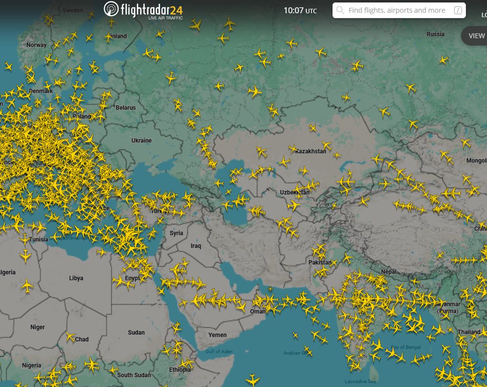 O espaço aéreo na região nesse momento.