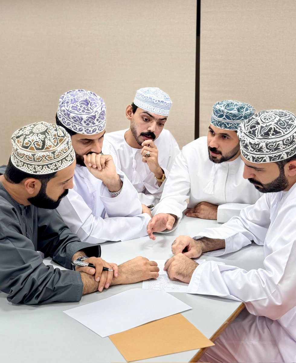 Qariatin's tweet photo. جانب من مشاركة الفريق في المسابقة الثقافية والتي نظمها فريق سيماء السفالة بالتعاون مع اللجنة الثقافية بالنادي. https://t.co/03WrsUClwc