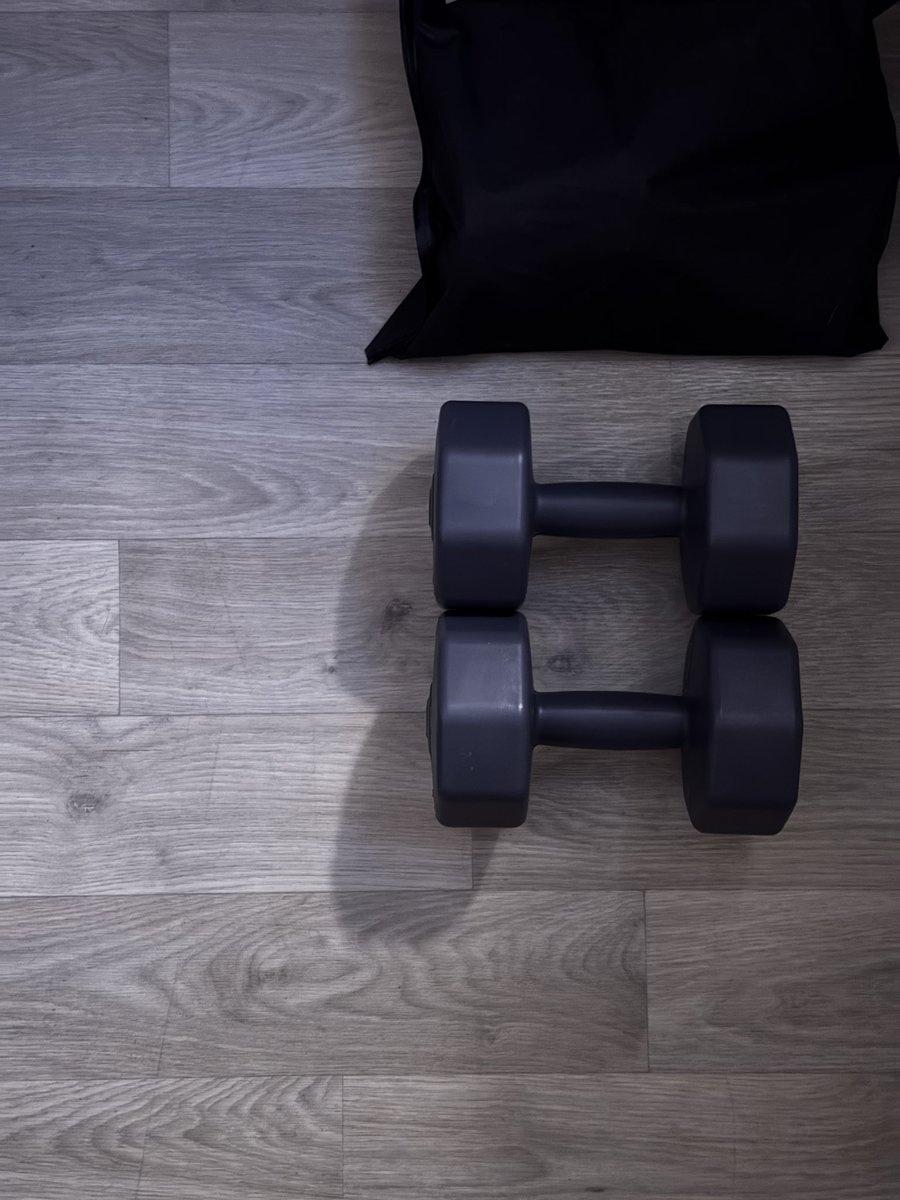 це все гра tweet media