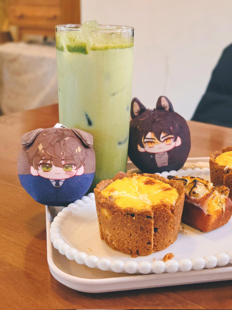 SIO6868's tweet photo. 말차라떼는 이용당했습니다 https://t.co/ONJmz3aSij