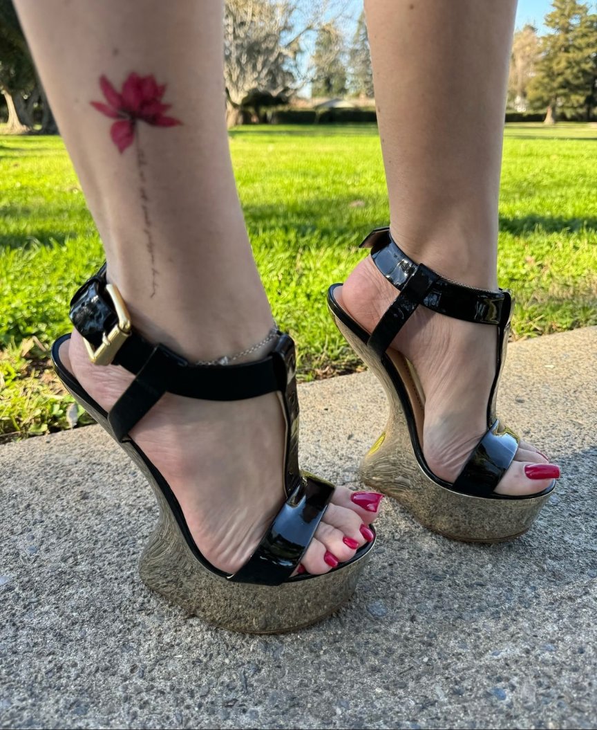 MissLondonShoes's tweet photo. Like and retweet if you love these shoes! 👠 #shoes #highheels  #loveshoes  #hotheels https://t.co/7nvoqUxyt6