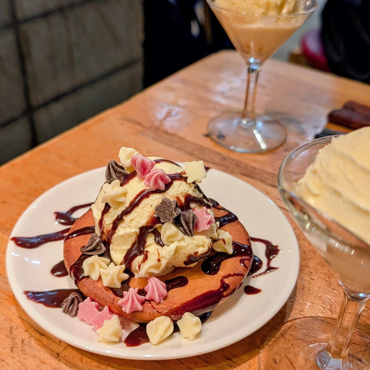 最初と最後しか写真ないwww パンケーキたべたーい！半分こしよー！って