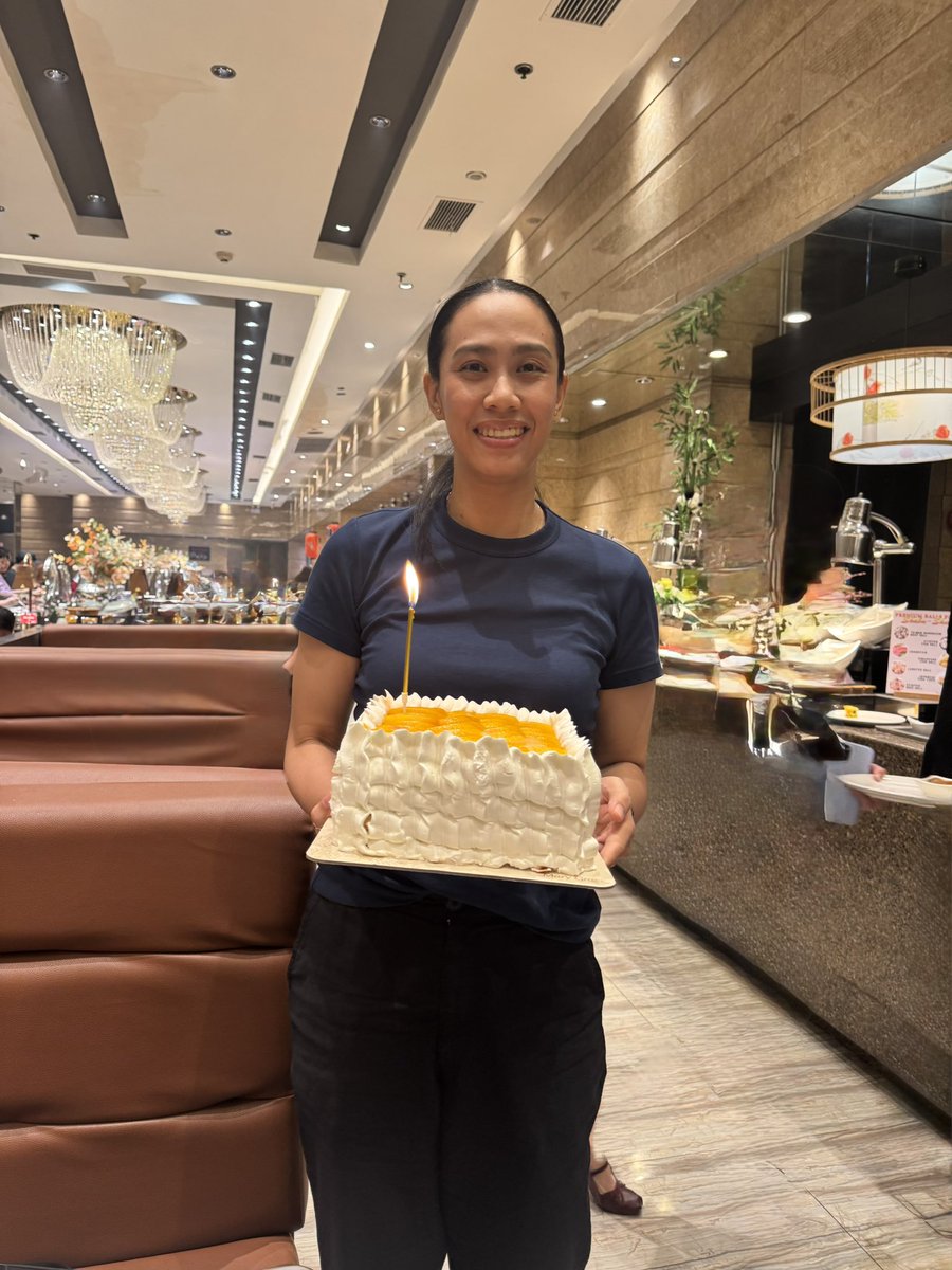 LoveniForthsky's tweet image. Happiest birthday, our Queen Tigress, Aiza Maizo Pontillas! 💛

Salamat sa pagiging inspirasyon and praying na palagi kang happy and healthy. Mahal ka namin, Aiza! 

#LivingLegend #NumeroOtso #BirthdayNaNiAiza #HappyBirthdaySexbombAiza