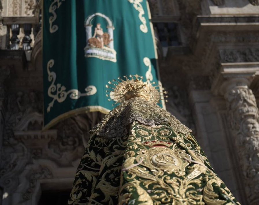 Feliz día de Andalucía y que viva la Esperanza.