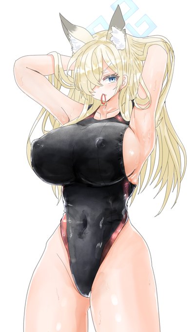 カンナに黒い競泳水着を着てもらいました。 