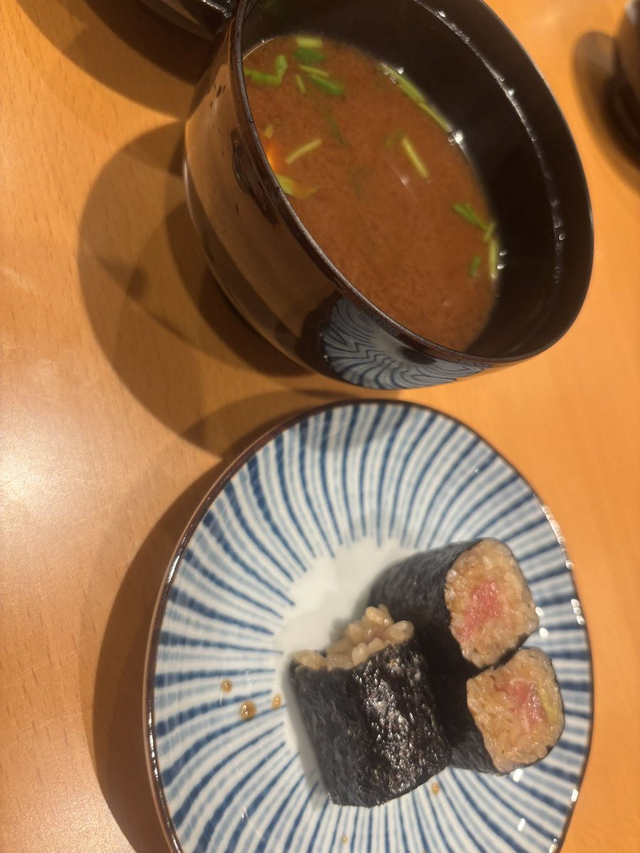 美味しかったです。庶民にはお腹いっぱいではなく胸いっぱいです！！