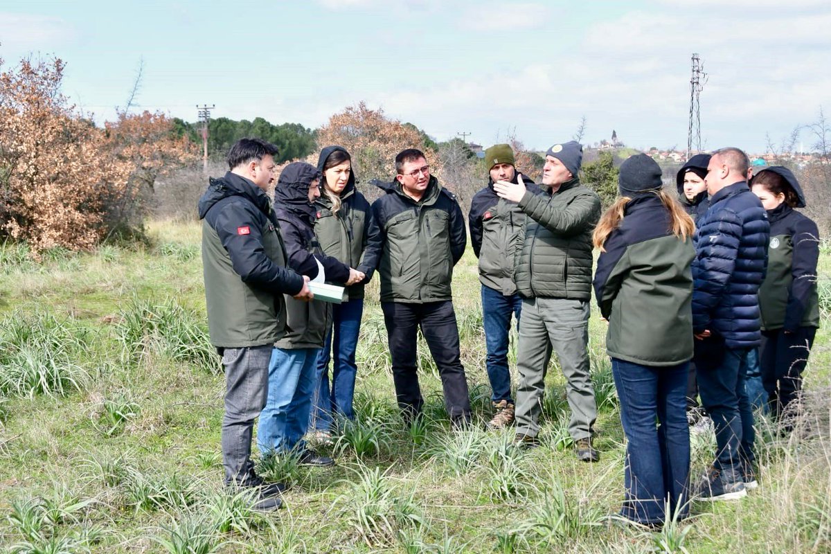 balikesirobm's tweet photo. Balıkesir Orman Bölge Müdürümüz, Gönen’de tesis edilecek Bal Ormanı ve Dorukoru Orman Parkı Proje sahalarını ve yeni tesis edilen Gündoğan ve Hacıvelioba Orman Parklarını yerinde inceledi. 

Ayrıntılı Haber:
https://t.co/tZbWg1OqEo
https://t.co/K1iY5HaRdt
https://t.co/zECd8ojWOO https://t.co/4rjPVIZKzc