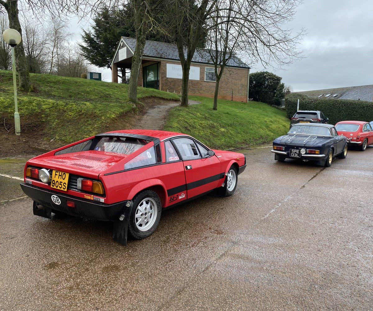 Andrew B tweet media