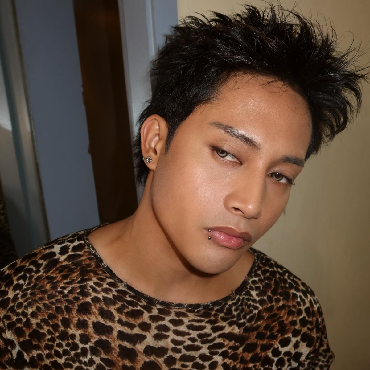 #SB19_KEN UPDATE | 280226

The skinnnnnnn ✨✨✨✨

© mac_igarta (IG)
#FELIPsusonID

#SB19 #ShowtimePoweredBySB19_VISA
#FELIP <a href="/felipsuperior/">FELIP</a>