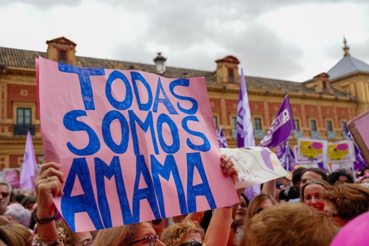 monrosi's tweet photo. 28F. Viva mi tierra libre y digna y en pie. 💚 https://t.co/anVeIn2Ebs
