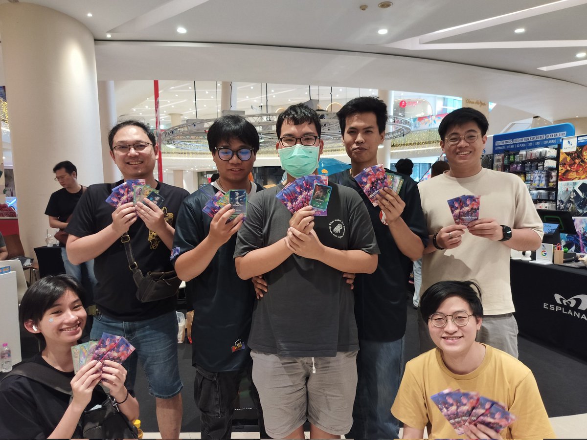 StudioRiff's tweet photo. Mantra Warrior TCG Ranked Match 2
เริ่มเก็บคะเเนนวันนี้สนามแรก
📍NX Gallery เอสพลานาด รัชดา
🏆 แชมป์ ได้แก่ "คุณ Ton wachi "
ขอแสดงความยินดีด้วยครับ 🎉
และขอขอบคุณเพื่อนๆ เหล่าผู้บัญชาการทุกคนที่มาร่วมศึกกันครับ
+++++++
#MantraWarriorTCG #การ์ดเกม
#RankedMatch2 #mwtcg https://t.co/yRRSVx8jAd