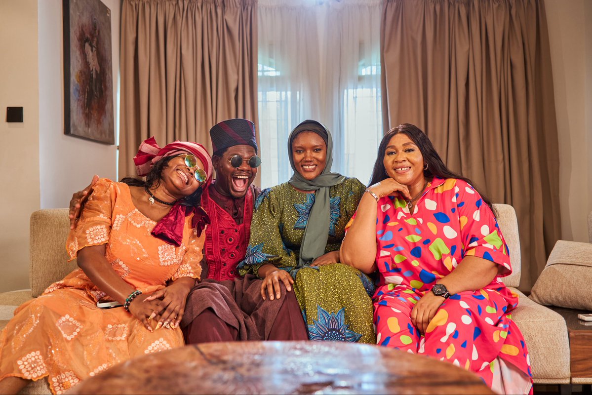 Mr Macaroni tweet media