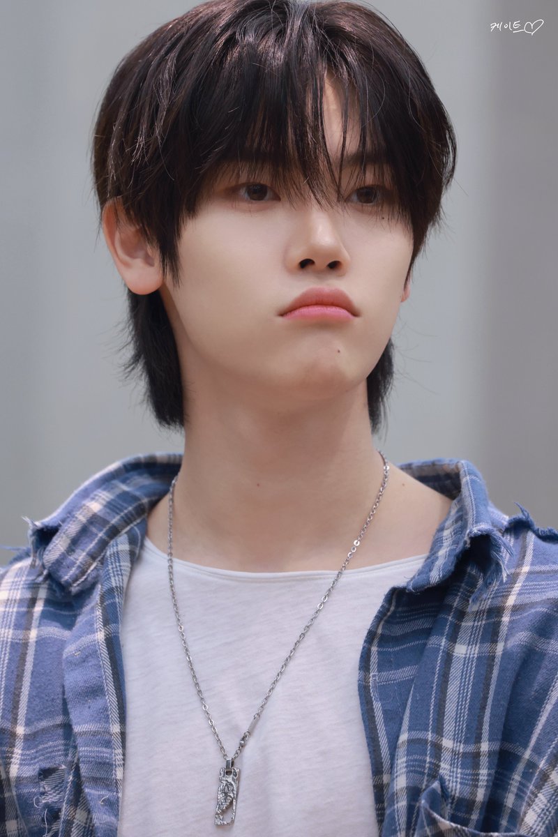 케이트🦊🐿️ tweet media