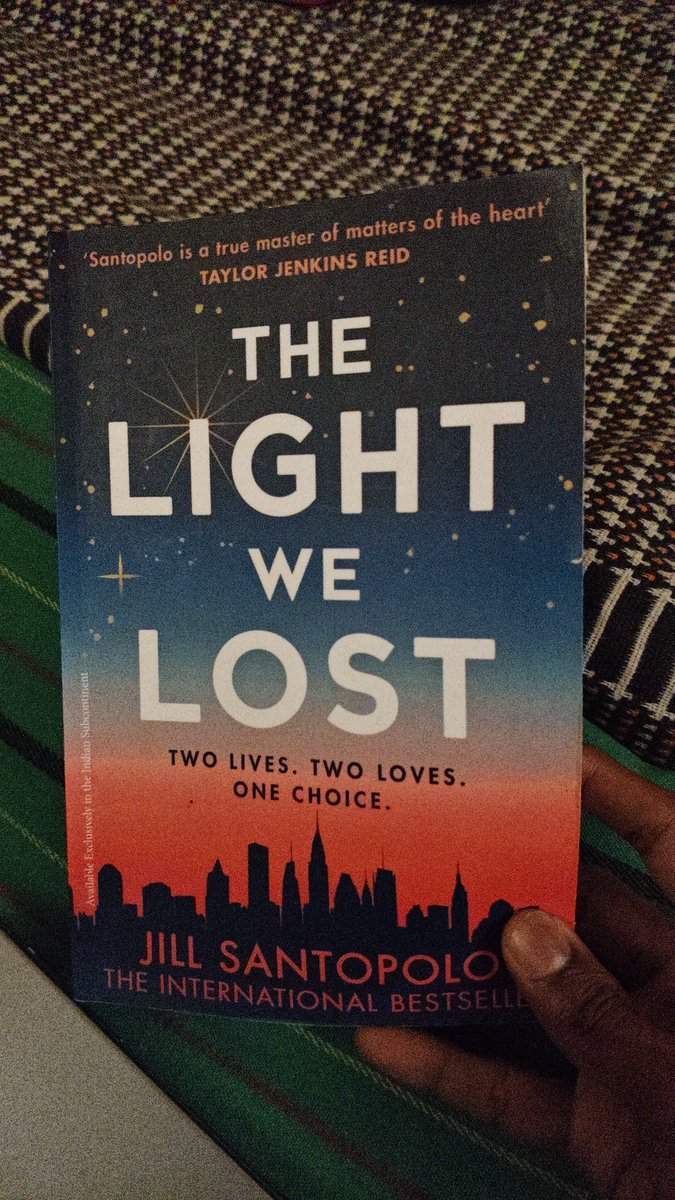 savarakaththi's tweet photo. I was not sure whether I am the person who has the ability to read, feel and complete a book.

I bought a random book from Amazon and completed it. 'The Light We Lost' is a great read with a very sad ending; I liked it very much. https://t.co/EpM4BapFru