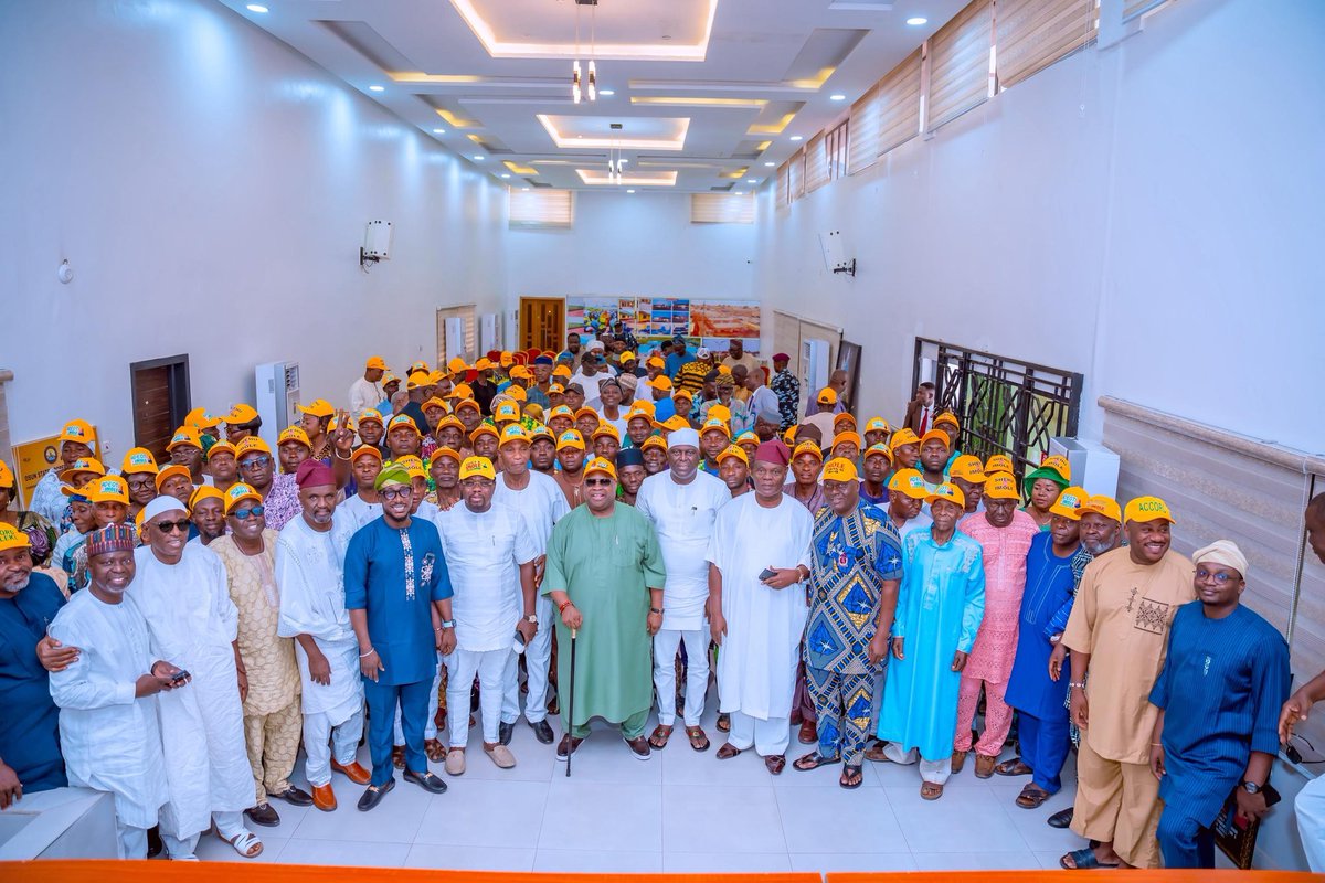 Hon. Teslim Igbalaye tweet media