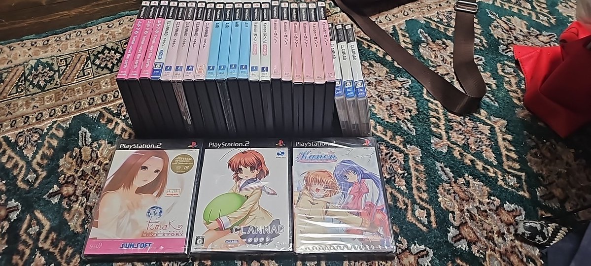 KEY作品(特にKanon、AIR、CLANNAD)やトマックなら500円以下で売って